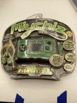 RARE! New Sealed MGA Handheld Miuchiz Monsters Creeper Monsterz