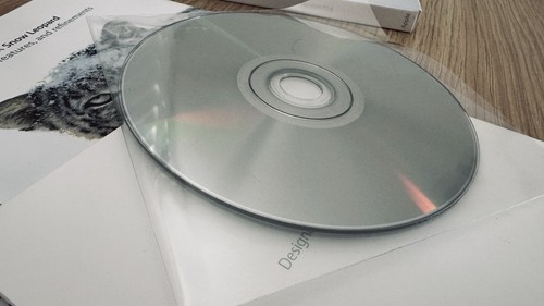 Apple Mac OS X 10.6 Snow Leopard Install DVD In Box - Complete Set - Picture 3 of 5