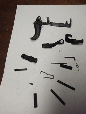 taurus pt 111 mil Pro  9mm  Trigger Bar Safety Slide Lock Pins Springs #25-531