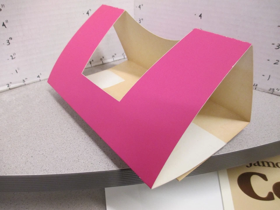 Cartón de helados Baskin Robbins PACK LISTO 1979 letrero de mostrador de tienda rosa intenso Foto 2 de 3