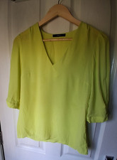 Image of Excellent condition ladies v neck Oasis blouse with 3/4 length sleeves (UK 8)