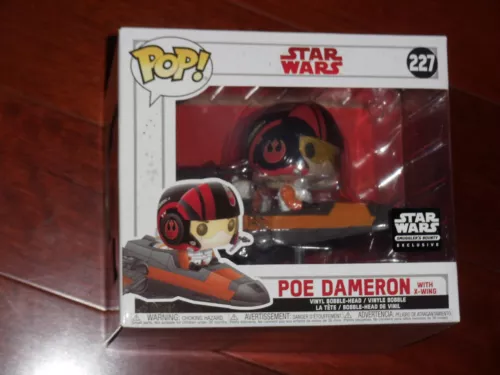 Star Wars Funko POP Smuggler's Bounty Exclusive Poe Dameron with X-Wing #227