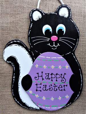HAPPY EASTER SKUNK Door Decor SIGN Wall Art Hanger Plaque Seasonal Spring 