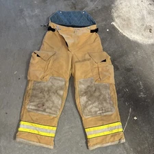 GLOBE Firefighter Turnout Bunker Pants Trouser FIRE PANTS  Size 34x28