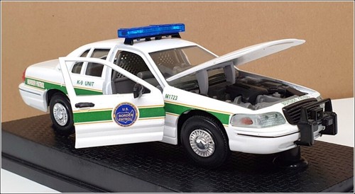 Classic Metal Works 1/24 Scale 23822X - Ford Crown Victoria - US Border Patrol - Bild 4 von 5