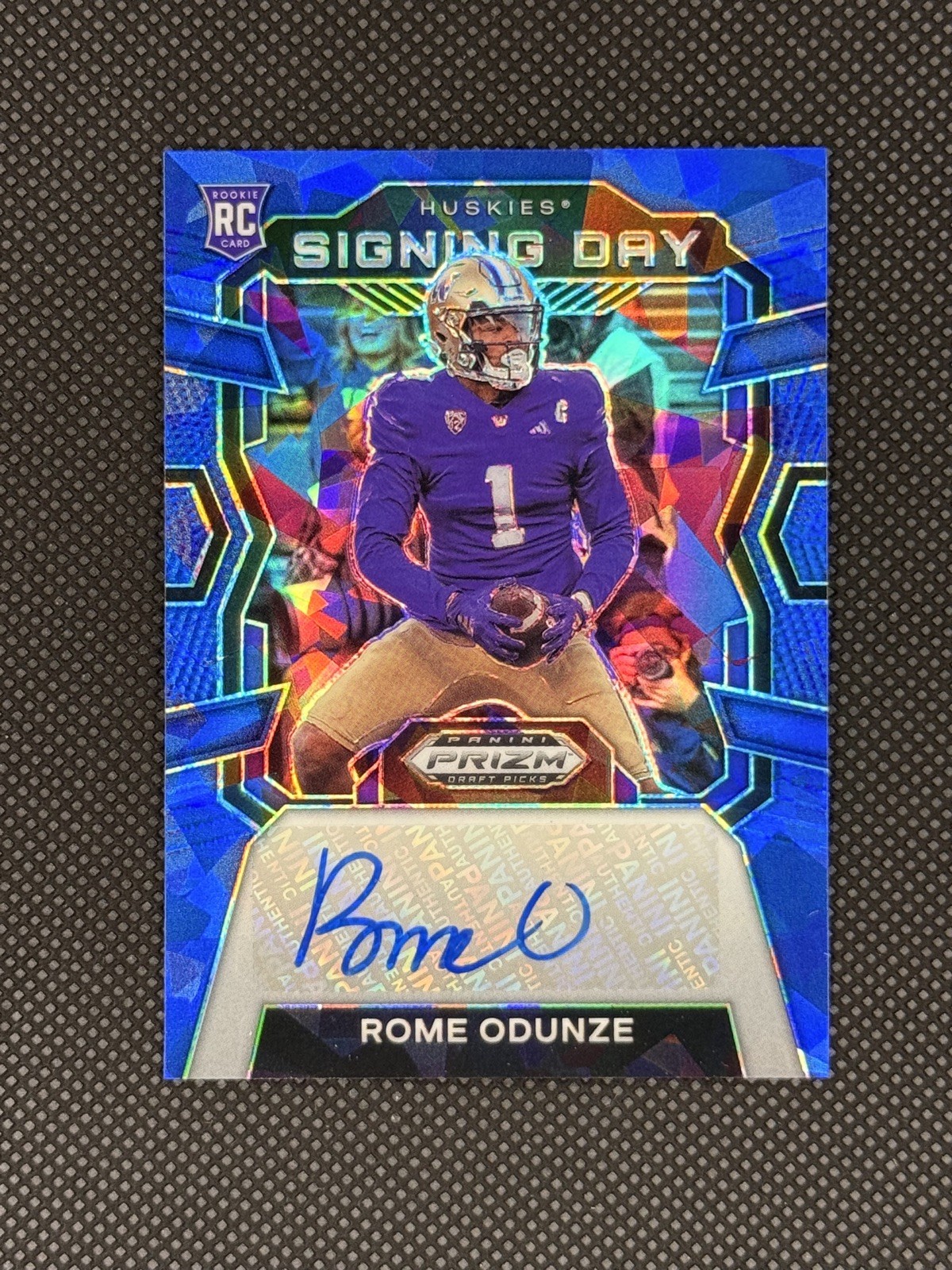2024 Panini Prizm Draft Picks - Signing Day Rome Odunze #SD-ROE Blue Prizm  /75