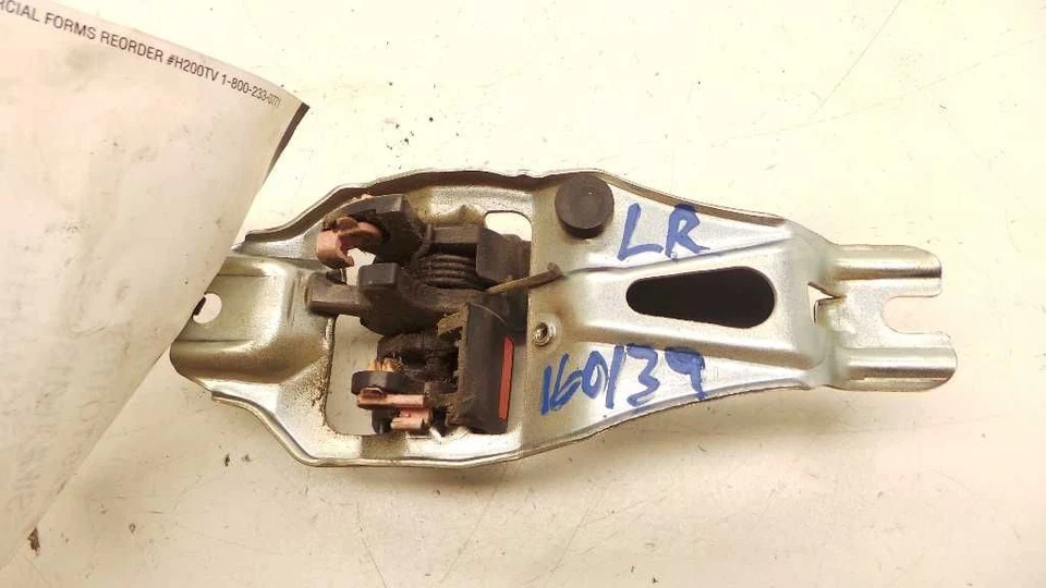 1998 TOYOTA RAV4 BASE DRIVER SIDE REAR INTERIOR DOOR HANDLE - Image 4 of 4