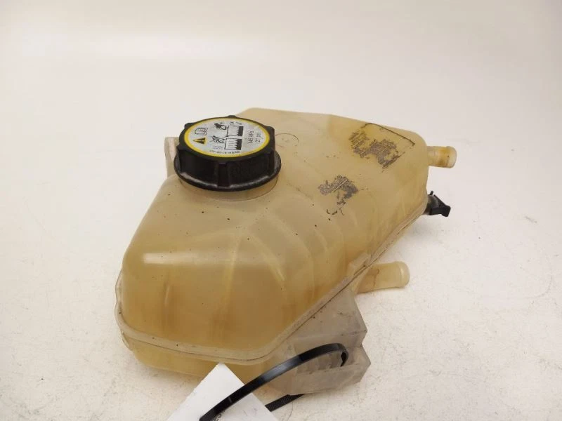 2011 - 2019 FORD FIESTA COOLANT RESERVOIR - Image 2 of 4