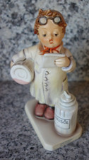 Hummel figurine Hum 322 "Little Pharmacist" TMK 6 * RARE english/german version