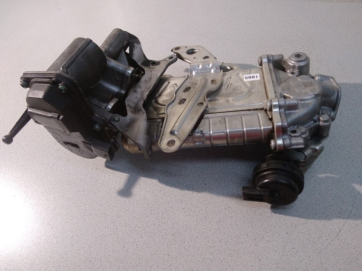 ORIGINAL Mercedes W213 W238 OM654 AGR Kühler A 6541402700 mit AGR 