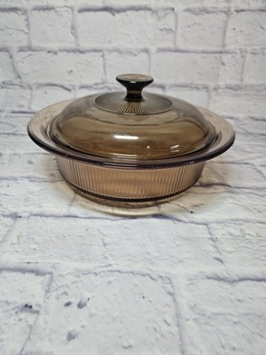 VTG Vision Corning Ware Round Casserole Cookware w/ Lid V-32-B -Amber-1.5 qts