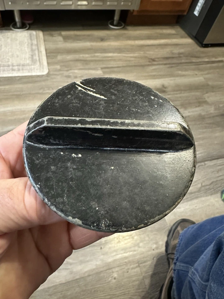 GAS CAP MONZA SKYHAWK STARFIRE SUNBIRD GM H BODY 3 3/4" VEGA OLDS BUICK FUEL CAP - Image 4 of 4