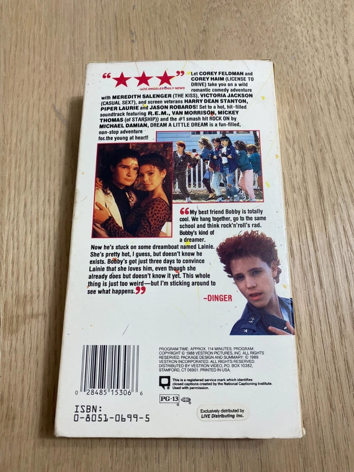 Dream A Little Dream 1989 VHS Rare HTF Original Release Version V1 Vestron Video - Imagem 3 de 4