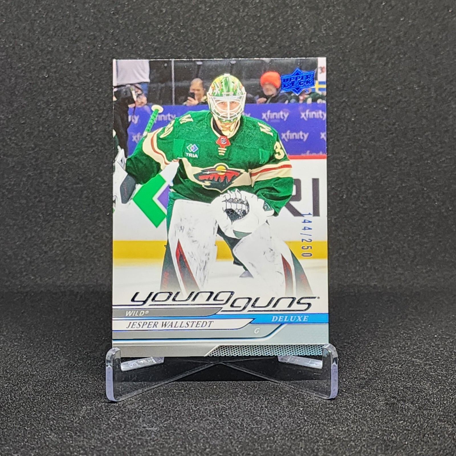 2024-25 Upper Deck Series 1 - #202 Jesper Wallstedt Young Guns Deluxe /250