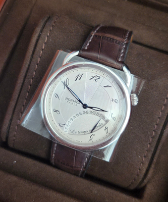 Collector NEW Hermes Arceau Le Temps Suspendu Mens Watch