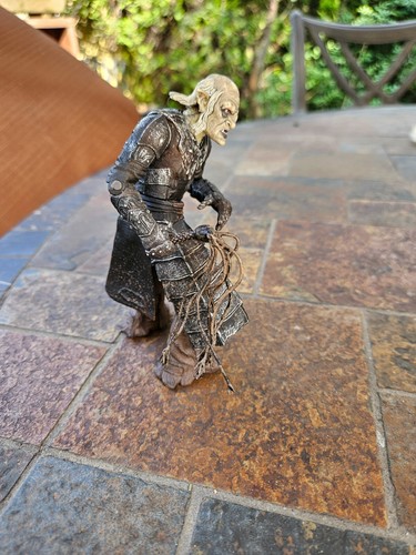Toybiz The Lord Of The Rings Orc Overseer & Newborn Uruk Hai Figure Set Goblin - Picture 14 of 23