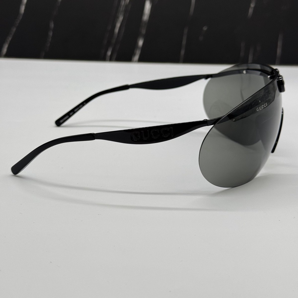 NEW GG1656S 001 GUCCI SHIELD MASK SUNGLASSES GUCCI | eBay display picture 2
