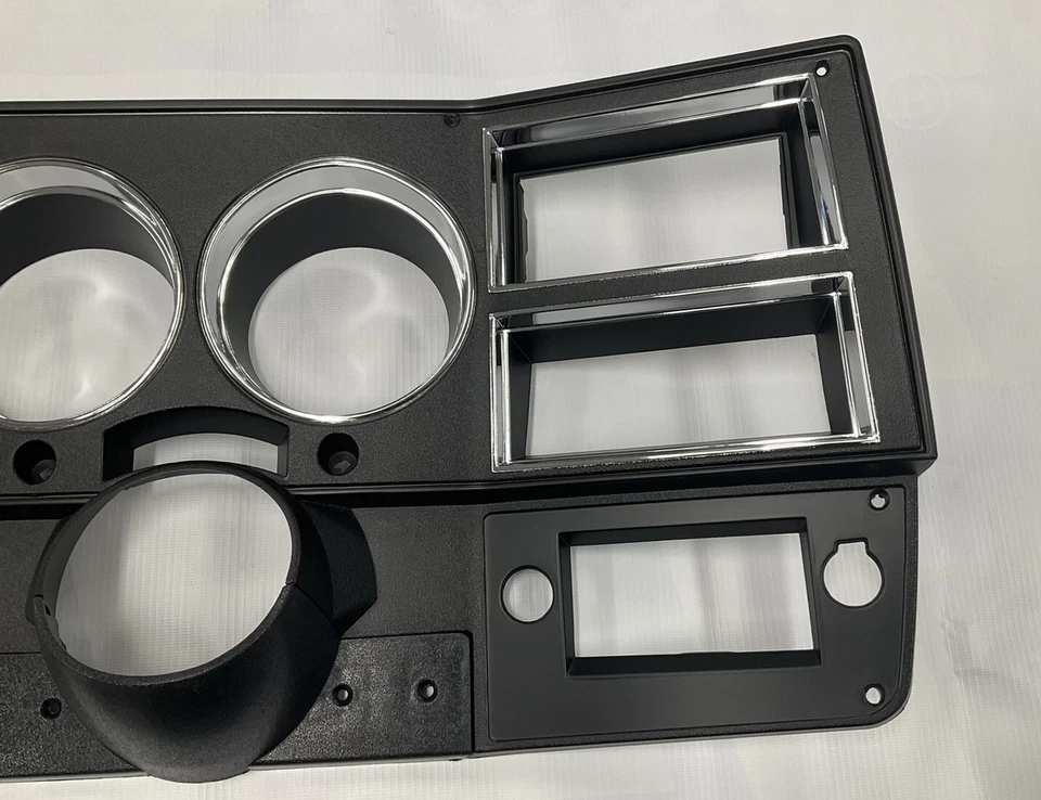 1981 1982 1983 Chevrolet Gmc C10 C20 Blazer K5 Gauge Instrument Bezel With A/C - Image 3 of 4