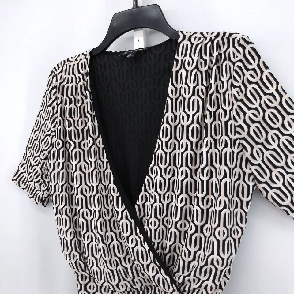INC International Concepts Blouse Womens Size S Black White Geometric Top - Image 2 of 4