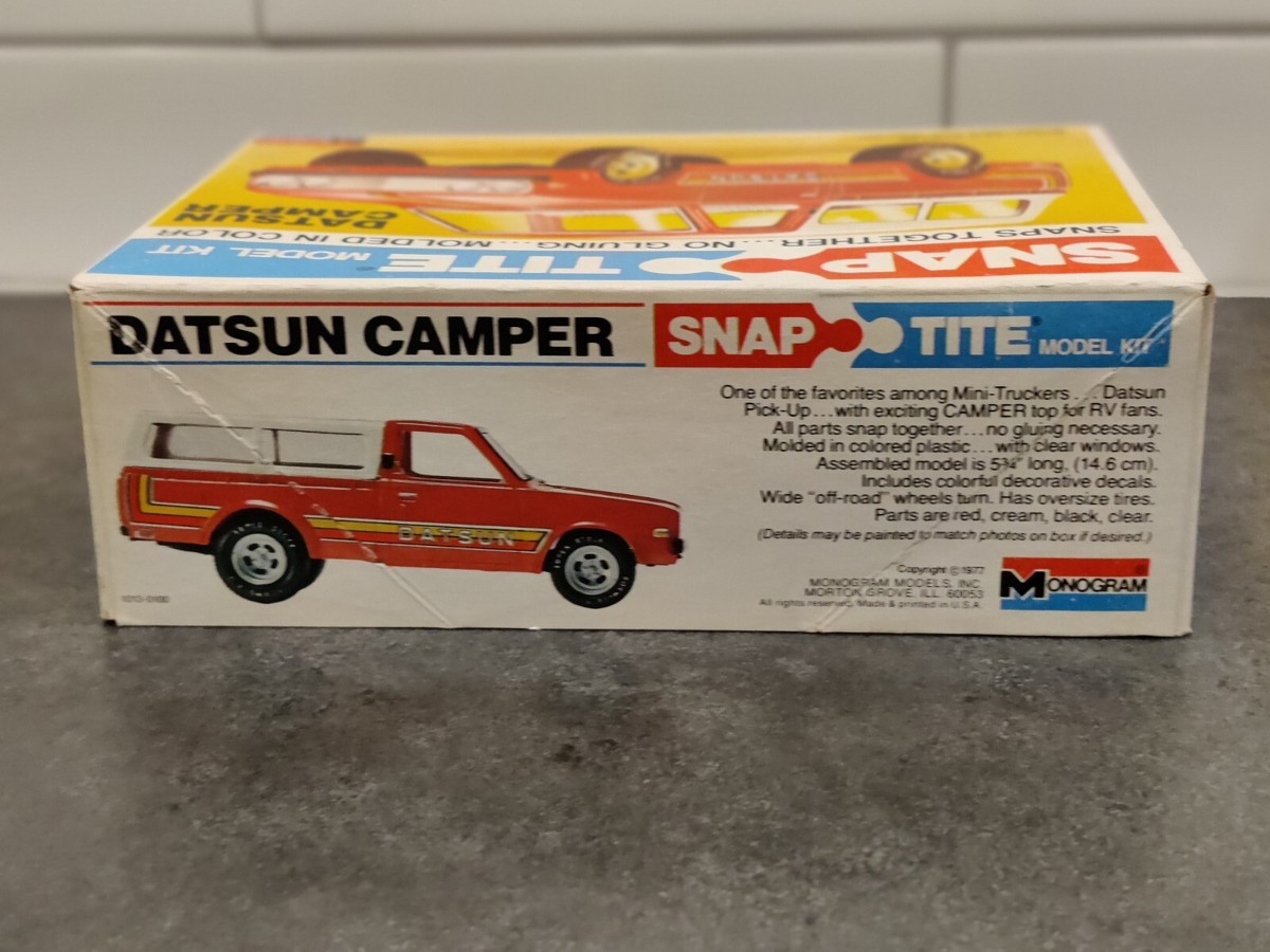 Vintage 1977 Monogram Snap Tite DATSUN CAMPER w/ TOPPER Pick Up 