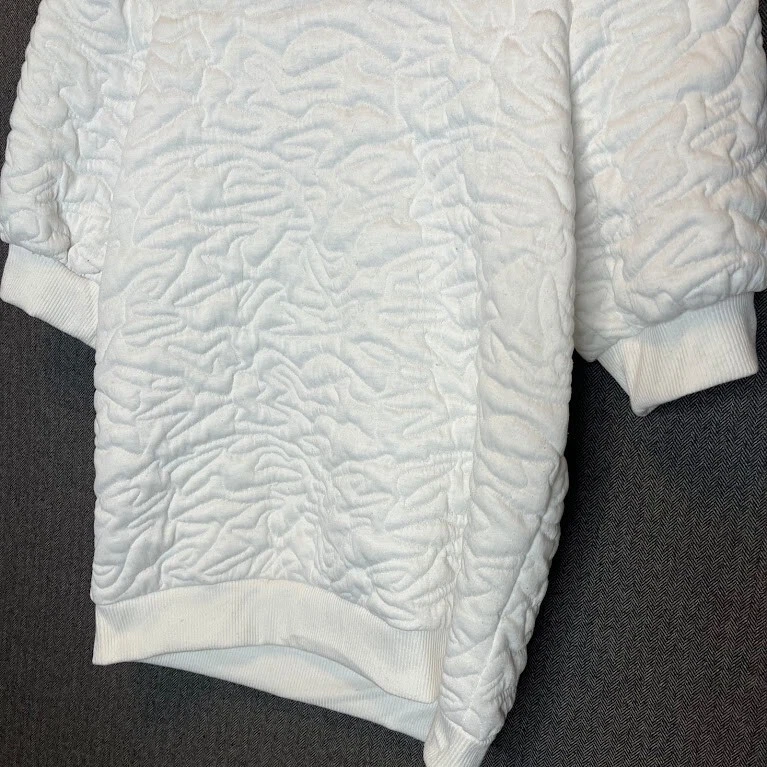 Nine West Sweatshirt Women's Small White Shortsleeve Embroidered Puff Quilted  - Image 3 of 4