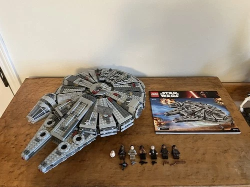 LEGO Star Wars 75105 Millennium Falcon complete w/ figs, accessories, manual