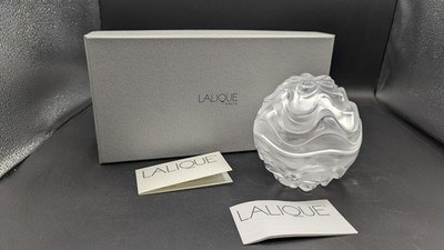 Lalique Crystal Boite Vibration Trinket Box #106820   Signed  w/Box