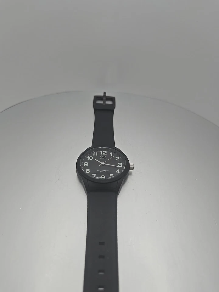 Mens Q&Q Watch, New Battery Works Great - Image 3 of 4