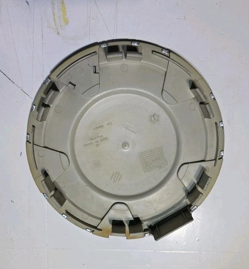 GMC ACADIA 2009-2012 tapa central P/N 9596977 gris  Foto 3 de 4