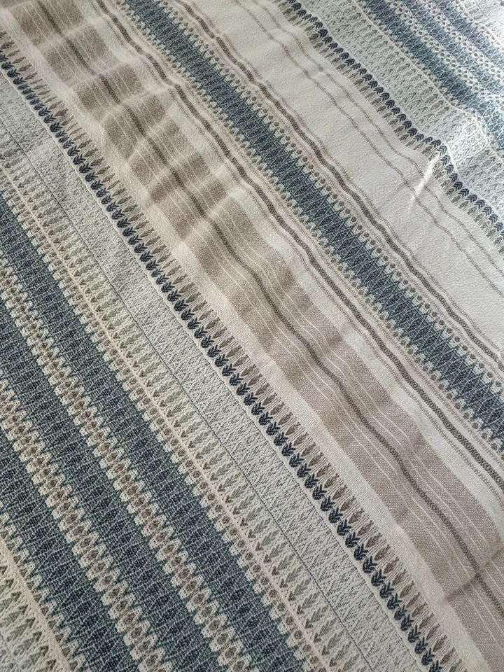 Funda nórdica Coyuchi Lost Coast orgánica tamaño king/cal king color marino con gris Foto 4 de 4