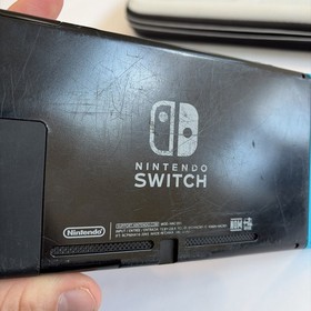 NINTENDO SWITCH CONSOLE HAC-001 With CHARGER & Case Joycons Oem TESTED