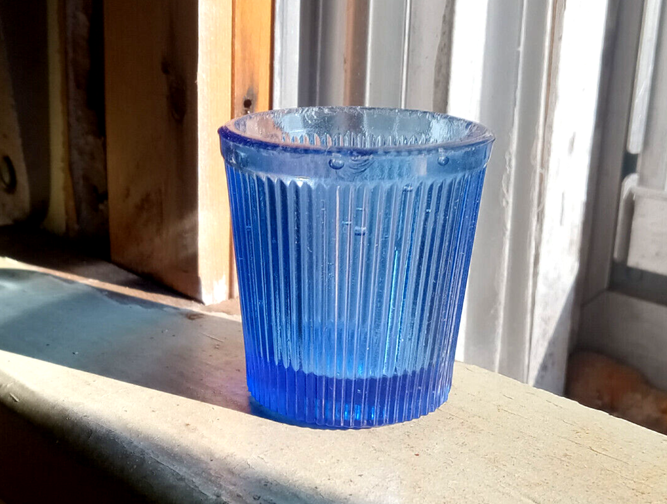 PRETTY BLUE 1860s PRESSED GLASS FINE RIB TOY TUMBLER SHOT GLASS BOSTON