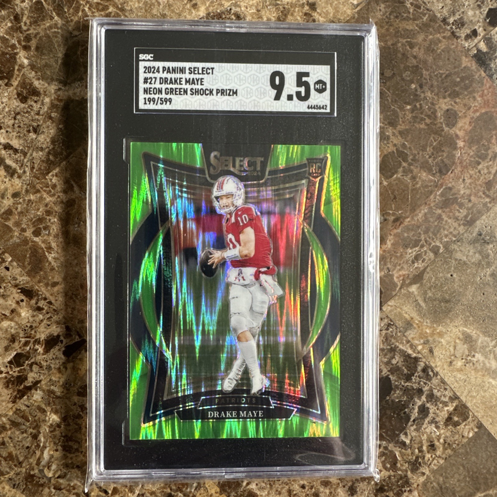 2024 Panini Select - Concourse Drake Maye #27 Neon Green Shock Prizm /599 (RC)