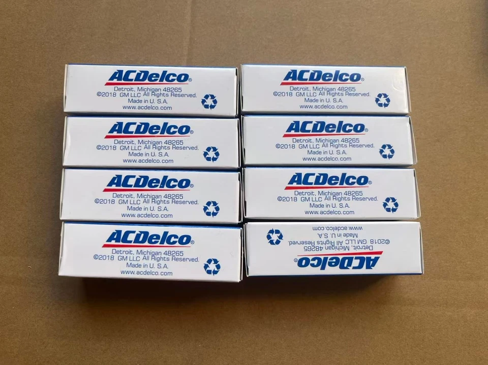 41-962 8PCS Brand-New Spark Plugs OEM 19299585 for Yokon Sierra Chevy Silverado Foto 3 de 4