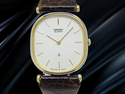 ★ビンテージSEIKO2320-5040★薄型32mm★ ☆Vintage SEIKO 2320-5040☆Thin 32mm☆