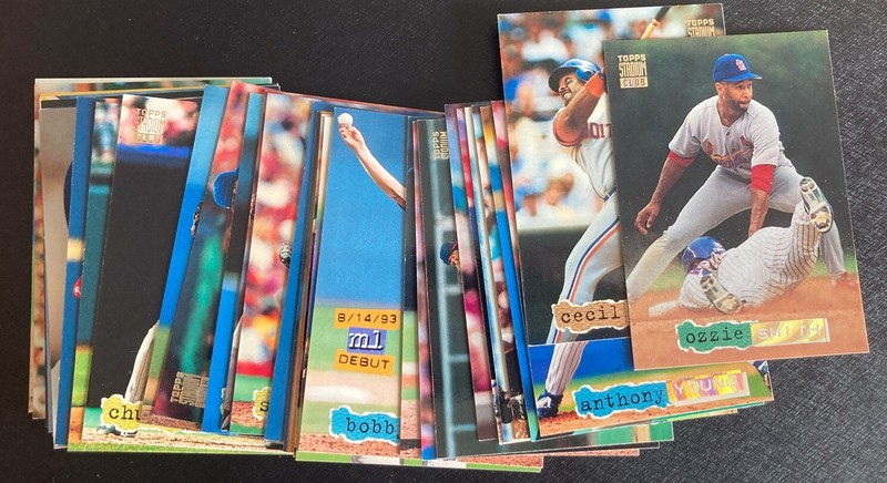 Lot of 31 1994 Topps Stadium Club Golden Rainbow Cards Including HOF Ozzie Smith