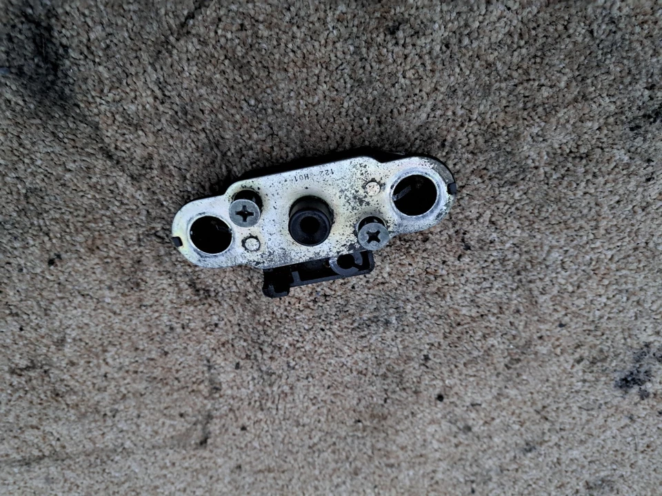 2000 SUZUKI BANDIT 600 GSF GSF600 ЗАМОК СИДЕНЬЯ В СБОРЕ - Изображение 3 из 4