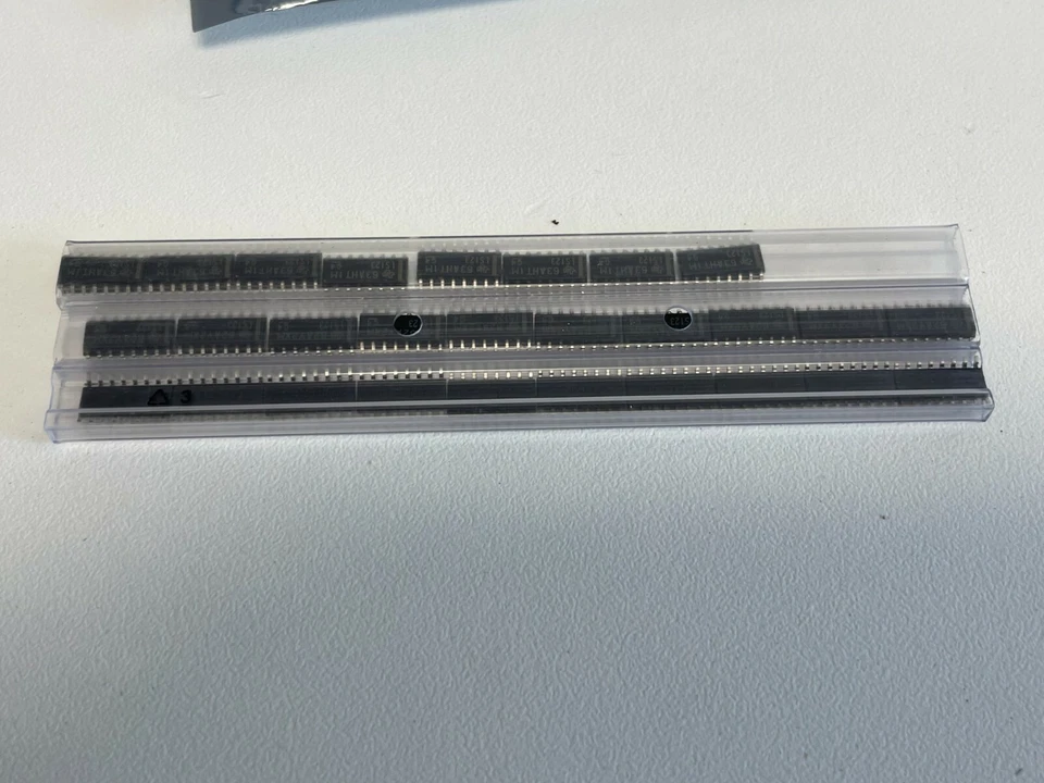 L10: Lot of 28 Digi-Key SN74LS1230 - Image 2 of 4