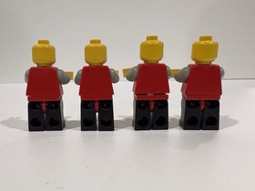 LEGO (6077) Vintage 1981 Classic Castle: Knight's Procession - COMPLETE