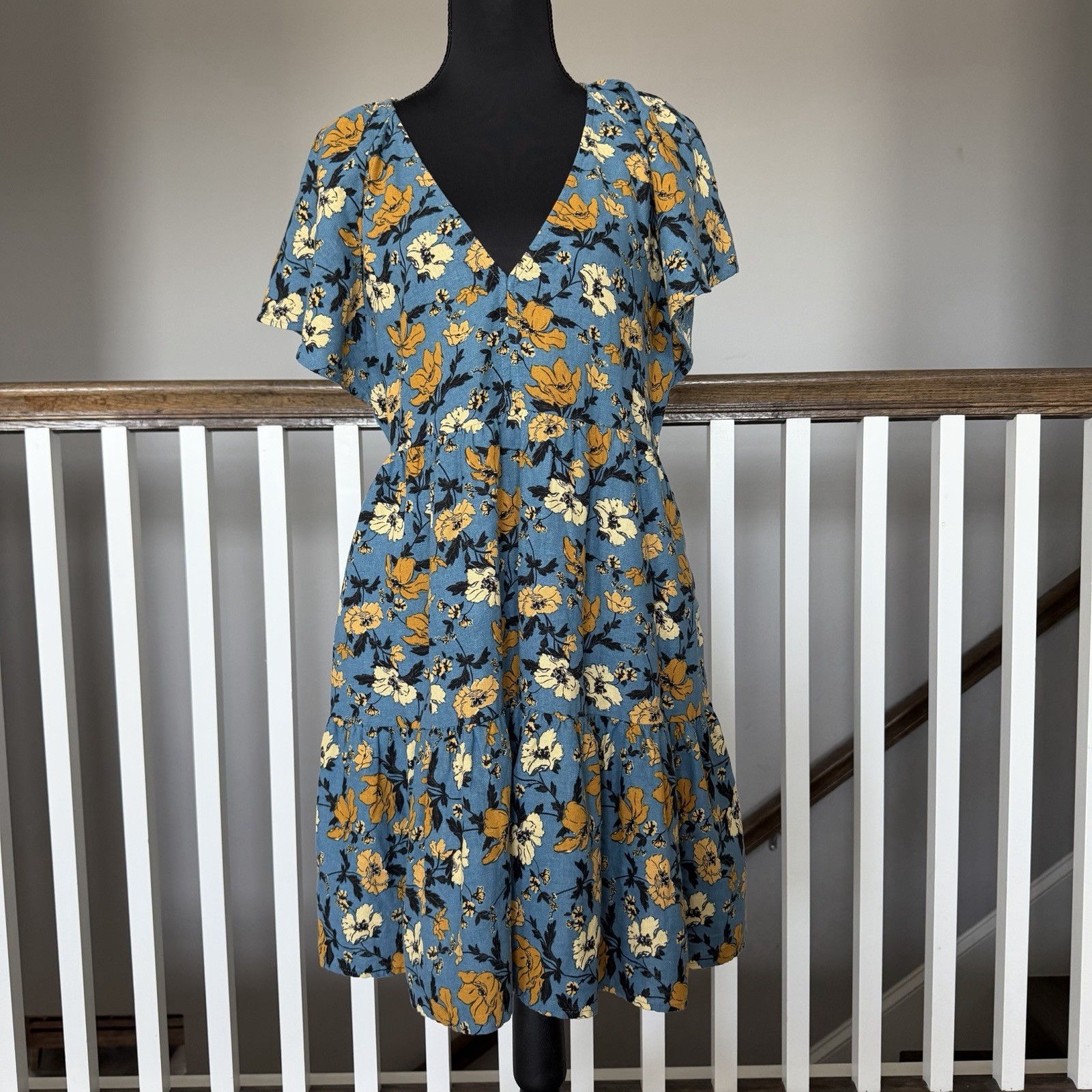 Womens Universal Thread Flutter Short Sleeve Flor… - image 1