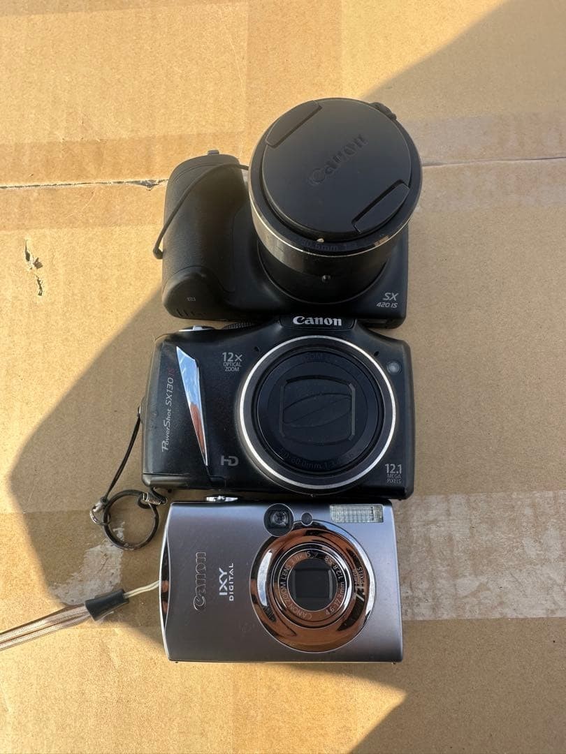 Canon PowerShot SX30 IS Compact Digital Camera 12x Optical Zoom Stabilization