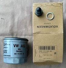 VW T-ROC T-CROSS AUDI A1 Q2 SKODA KAMIQ SEAT IBIZA GENUINE OIL FILTER 04E115561