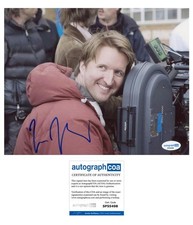 Tom Hooper "Les Miserables" Director AUTOGRAPH Signed 8x10 Photo ACOA
