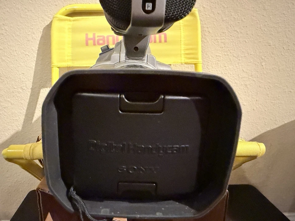 Камкордер Sony Handycam DCR-VX1000 3CCD MiniDV NTSC ПРОТЕСТИРОВАН РАБОЧИЙ ✅ - Изображение 3 из 4