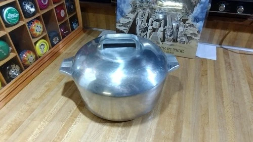 Vintage Wagner Ware Magnelite 4248-P Dutch Oven Stock Pot,Lid !