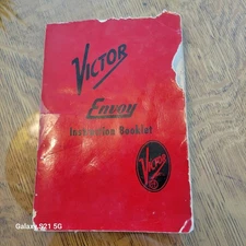 VINTAGE VICTOR ENVOY,  16mm FILM PROJECTOR INSTRUCTION MANUAL