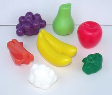 VINTAGE LITTLE TIKES KITCHEN GROCERY PLAY FOOD FRUIT VEGETABLES LOT NEAR MINT