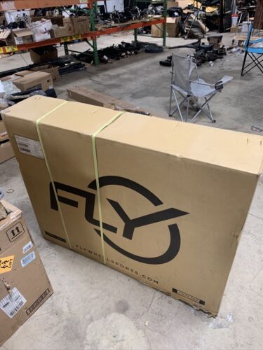 FlyWheel IC5 Stationary Exercise Bike IC-FWIC5B1-01 NEW SEALED - Picture 6 of 9