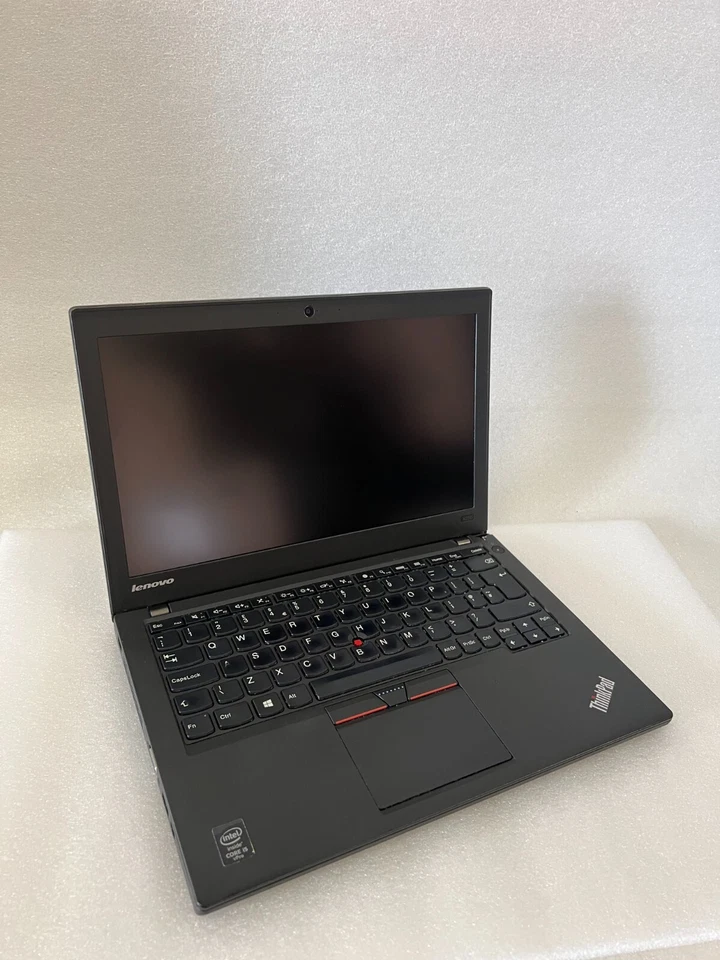 Lenovo X250 laptop i5 5300U Turbo 2.30GHz 8GB 500GB HDD Windows 10 Warranty READ - Image 4 of 4