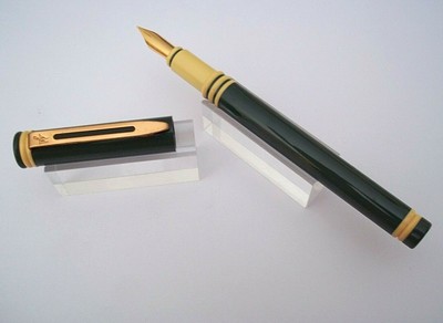 Stylo Plume Waterman Forum Vintage Des Années 1980/1990 - Couleur Chrome - à Cartouches - Occasion En Bon état